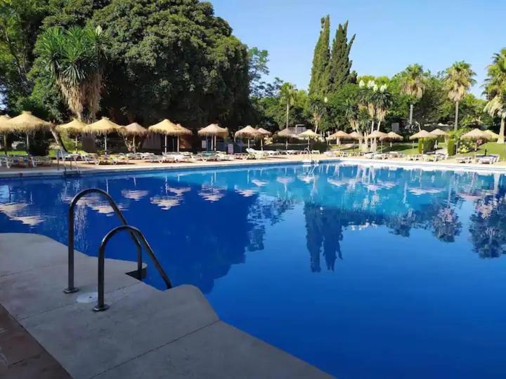 New Confort Benalmádena Exteriör bild