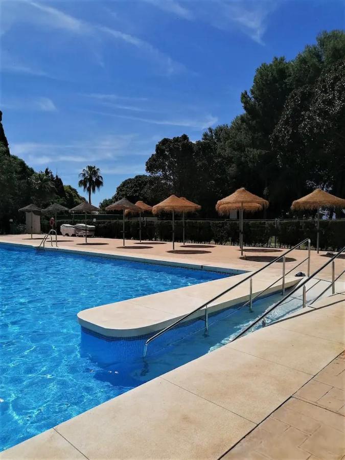 New Confort Benalmádena Exteriör bild